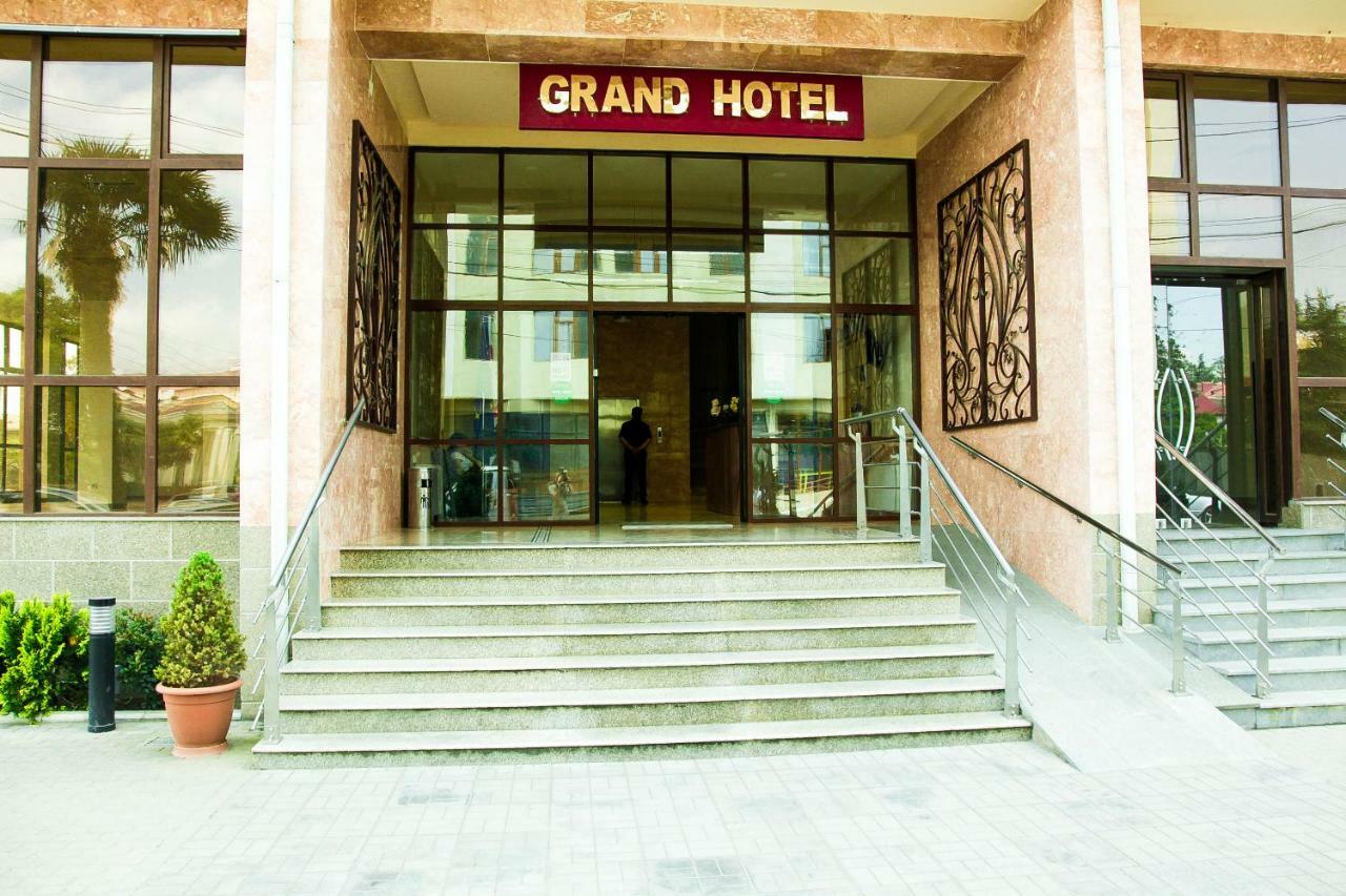 Hotel Grand Зугдиди Экстерьер фото
